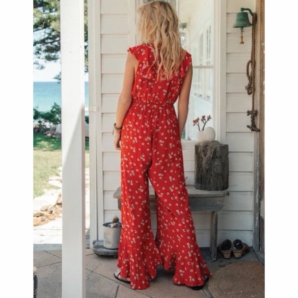 Kivari Quinn Floral Jumpsuit - Picture 2 of 7